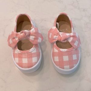 NWOT - Janie & Jack Pink Gingham Bow Sneakers, Toddler Girl Size 4
